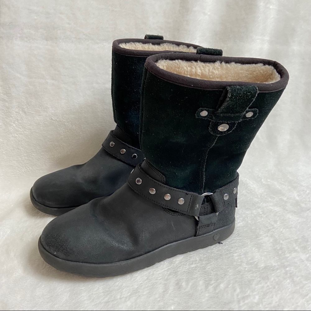 Girls UGG Boots Size 4